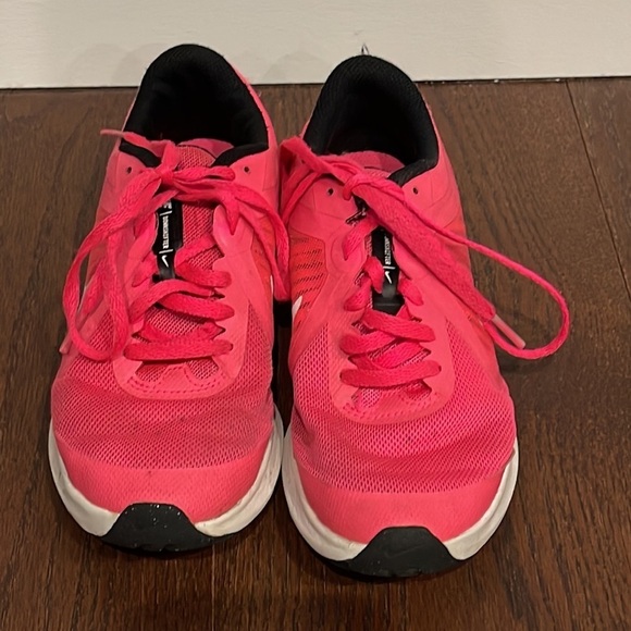 Nike Girls Downswifter Running Sneakers Size 4 - Picture 1 of 6